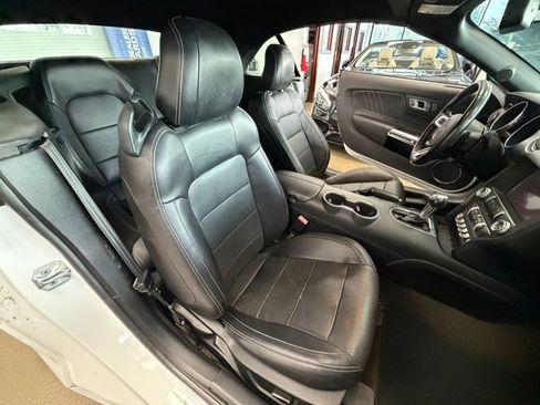 Used 2018 Ford Mustang Premium w/ Black Accent Package RWD image 33