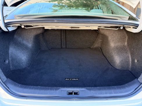 Used 2020 Nissan Altima 2.5 S FWD image 19
