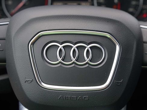Used 2018 Audi Q5 2.0T Premium AWD/4WD image 14
