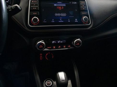 Used 2020 Nissan Kicks SR image 31