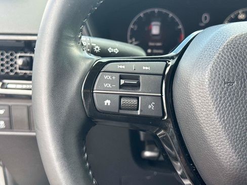 Certified 2024 Honda CR-V EX-L image 32