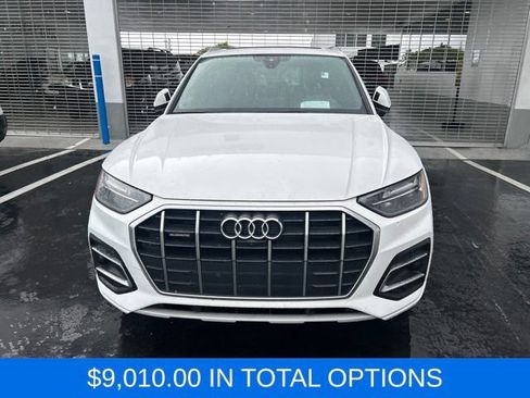 Used 2021 Audi Q5 2.0T Premium Plus w/ Premium Plus Package AWD/4WD image 2