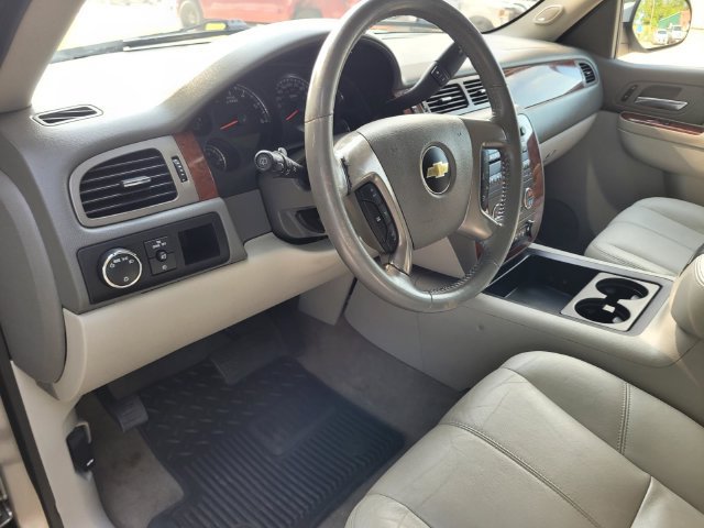 Used 2013 Chevrolet Tahoe LT w/ Texas Edition RWD image 17