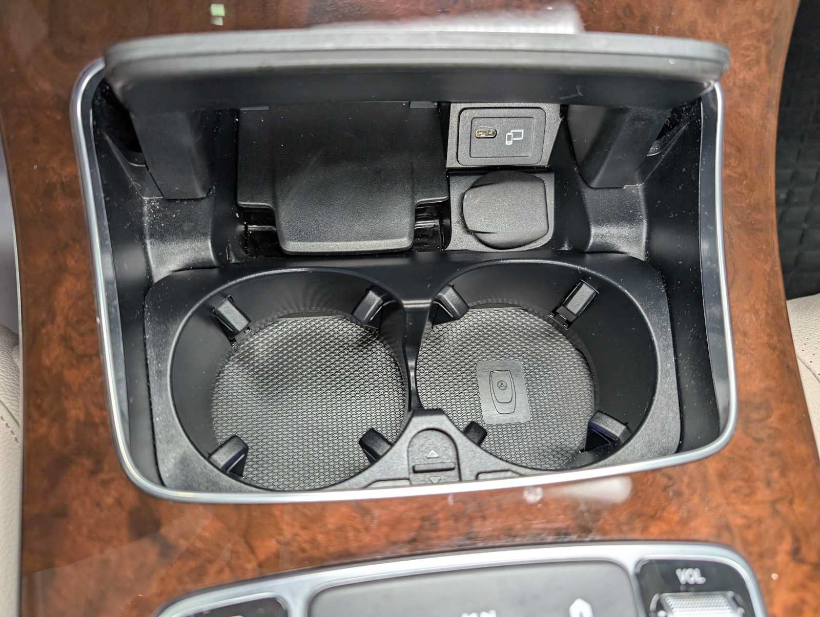 Certified 2022 Mercedes-Benz E 350 4MATIC Sedan image 27