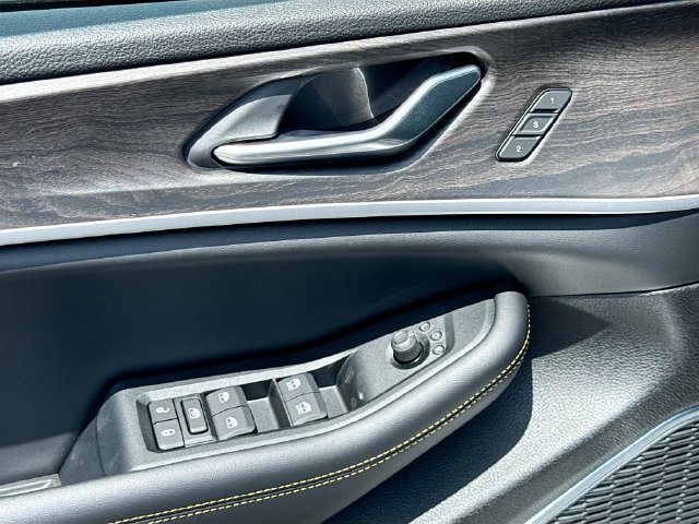 New 2026 Jeep Grand Cherokee Limited AWD/4WD image 14