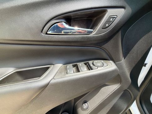 Used 2022 Chevrolet Equinox LT AWD/4WD image 12