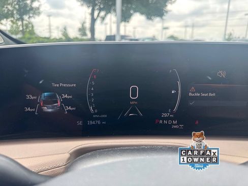 Used 2024 Cadillac XT4 Luxury w/ Cold Weather Package AWD/4WD image 19