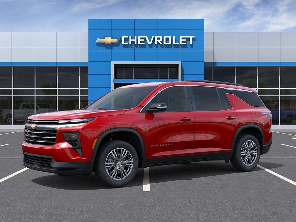 New 2026 Chevrolet Traverse LT w/ LPO, Floor Liner Package FWD image 3
