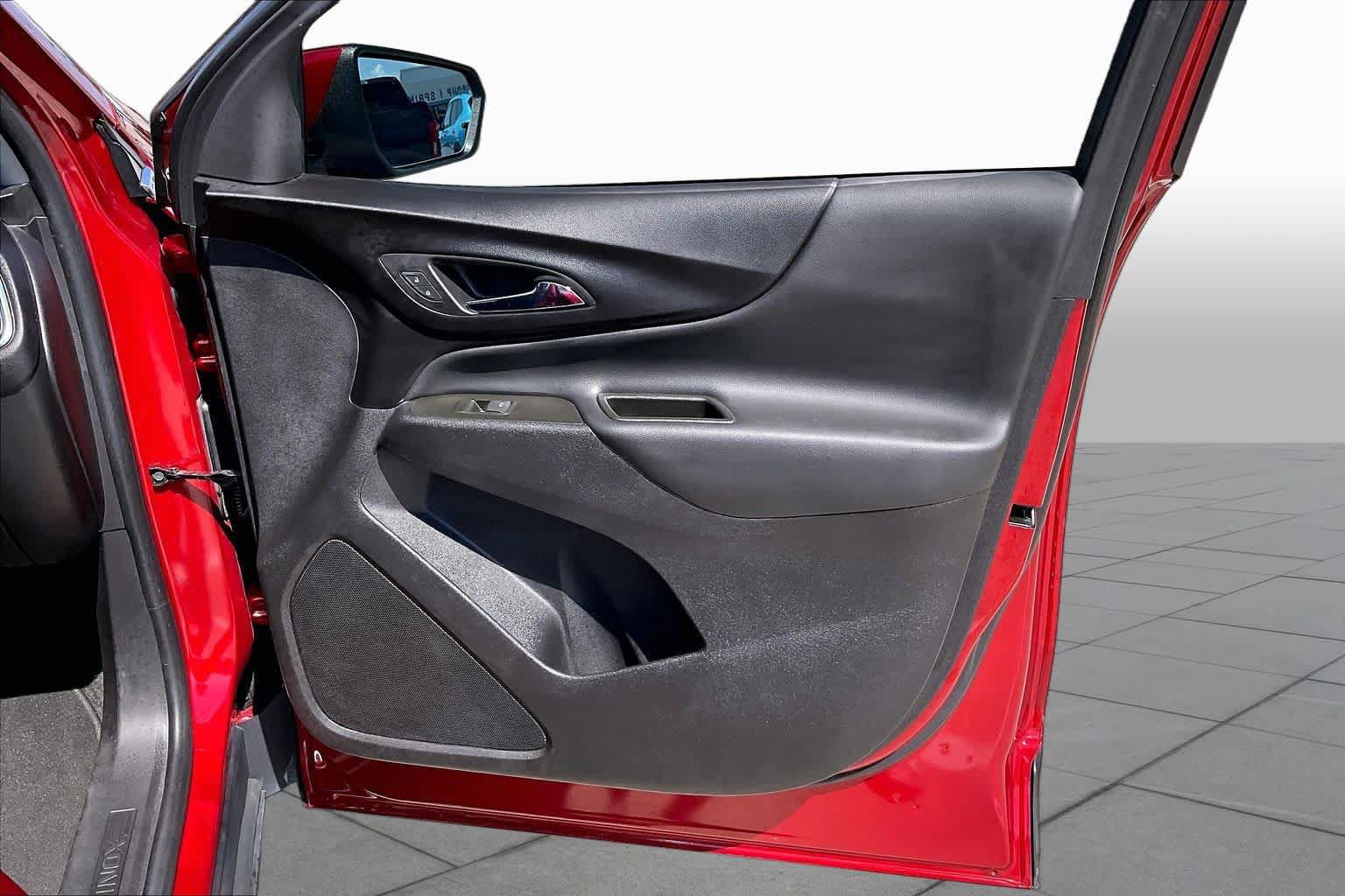 Certified 2024 Chevrolet Equinox LT FWD image 22