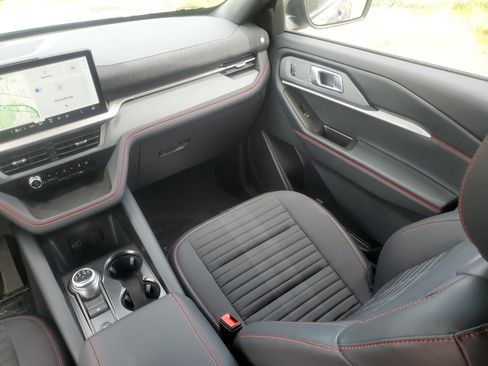 New 2026 Ford Explorer ST-Line AWD/4WD image 27