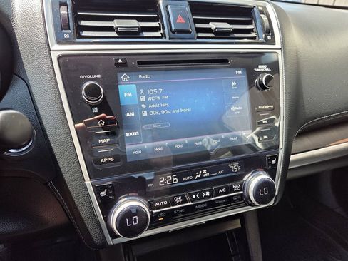 Used 2019 Subaru Outback 3.6R Limited AWD/4WD image 27