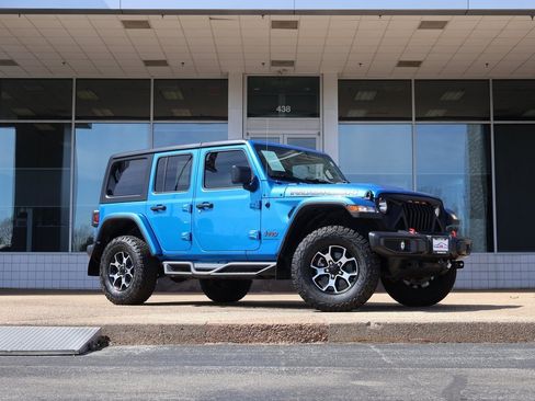 Used 2023 Jeep Wrangler Unlimited Rubicon w/ Cold Weather Group image 1
