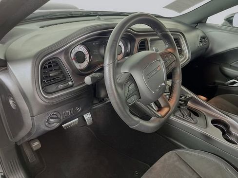 Used 2022 Dodge Challenger R/T Scat Pack image 10