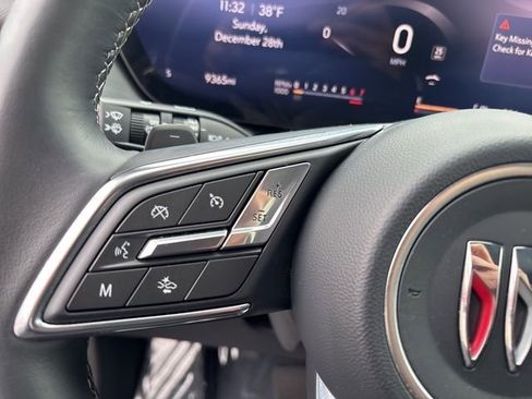 Certified 2025 Buick Envision Preferred image 20