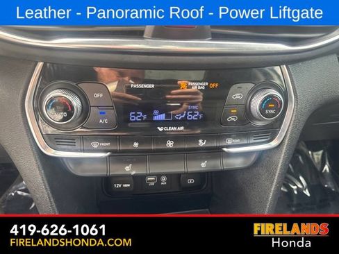 Used 2019 Hyundai Santa Fe Limited FWD image 23