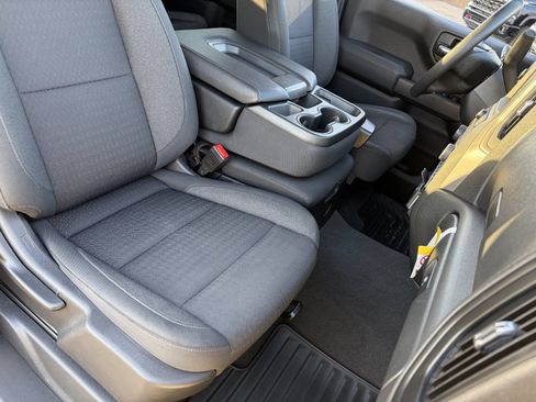Certified 2022 Chevrolet Silverado 1500 Custom RWD image 11