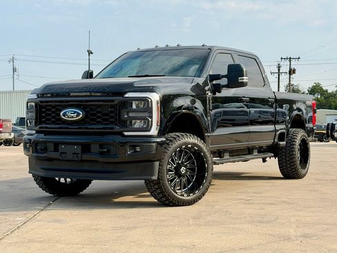 Used 2024 Ford F250 XLT w/ XLT Premium Package AWD/4WD image 1
