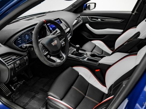 Used 2022 Cadillac CT5 V Blackwing image 41