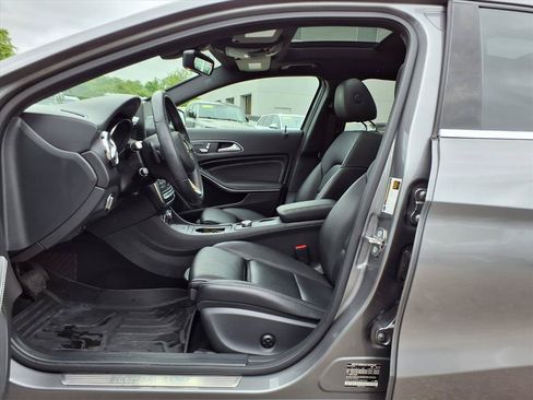 Certified 2020 Mercedes-Benz GLA 250 4MATIC image 10
