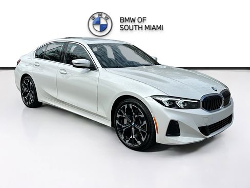 Used 2025 BMW 330i Sedan image 1