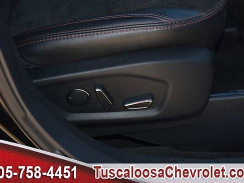 Used 2018 Ford Explorer XLT w/ Equipment Group 202A FWD image 27