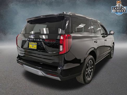 Used 2025 Ford Expedition Platinum AWD/4WD image 5