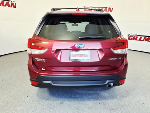 Used 2023 Subaru Forester Premium image 12
