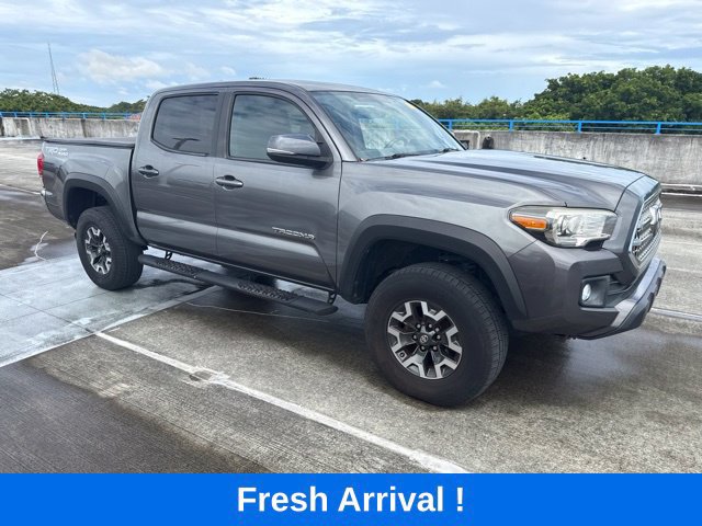 Used 2017 Toyota Tacoma TRD Off-Road w/ Tow Package RWD image 13