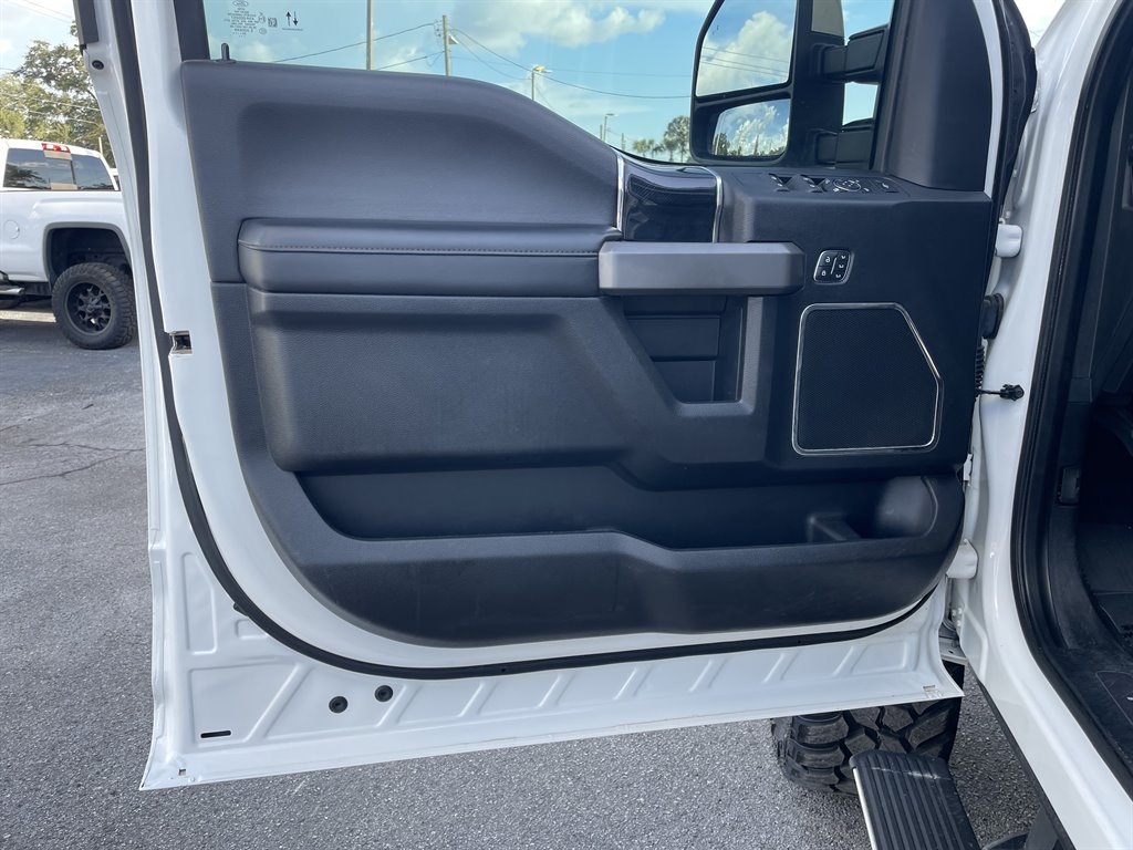 Used 2020 Ford F450 Platinum w/ FX4 Off-Road Package AWD/4WD image 40