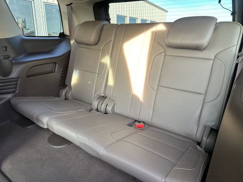Used 2019 GMC Yukon Denali w/ Denali Ultimate Package AWD/4WD image 25
