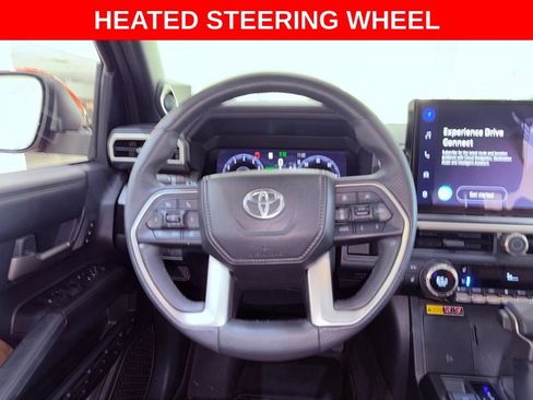 Used 2025 Toyota 4Runner Limited AWD/4WD image 12