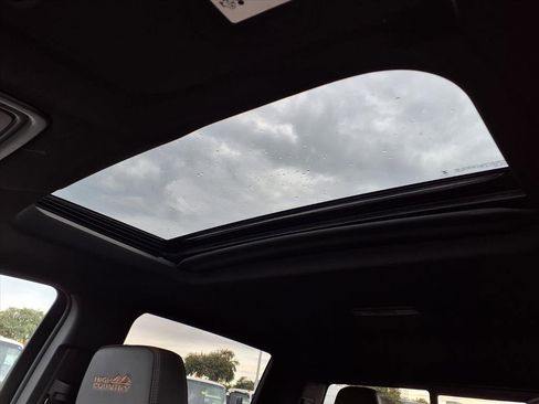 New 2026 Chevrolet Silverado 1500 High Country image 9