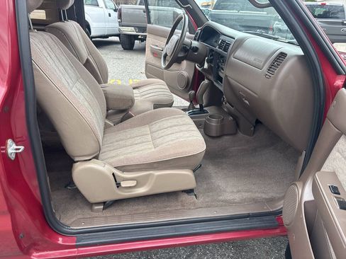 Used 1998 Toyota Tacoma 4x4 Xtracab V6 image 22