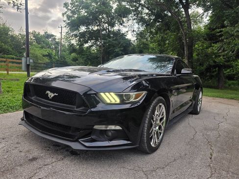 Used 2015 Ford Mustang GT Premium w/ Equipment Group 401A RWD image 6