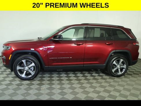 Used 2024 Jeep Grand Cherokee Limited 4xe AWD/4WD image 7