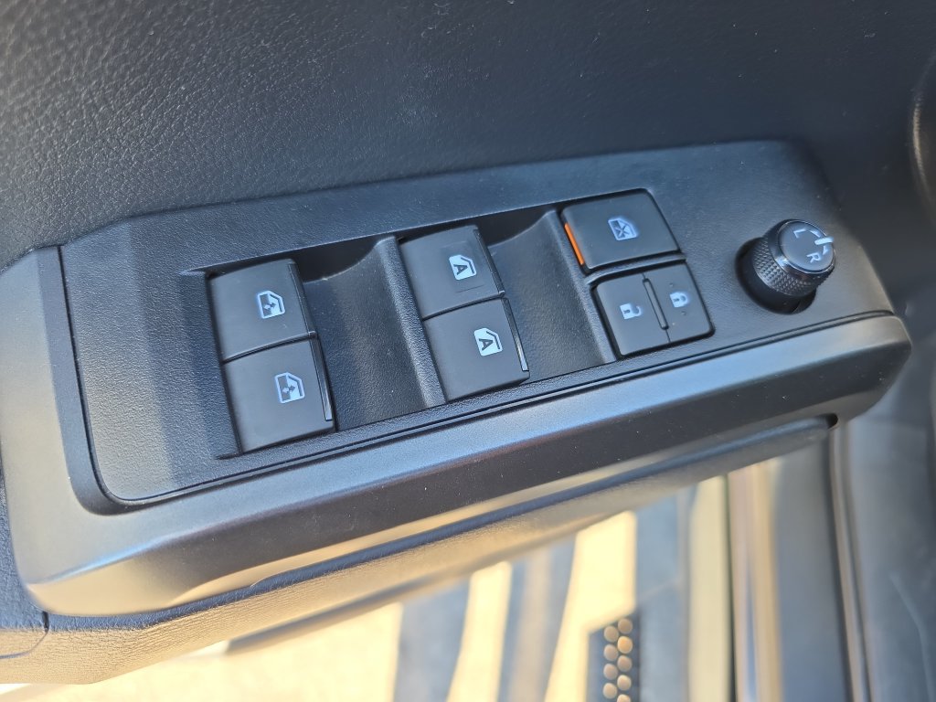 Used 2022 Toyota Tacoma TRD Sport w/ Technology Package AWD/4WD image 19
