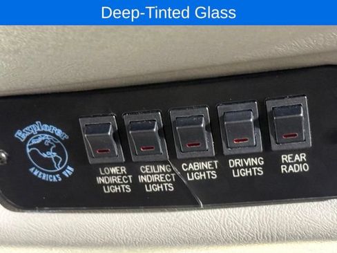 Used 2000 Chevrolet Express 1500 RWD image 22