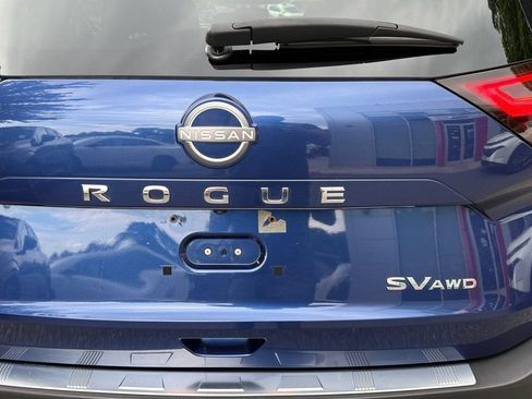 Used 2023 Nissan Rogue SV w/ SV Premium B Package AWD/4WD image 37