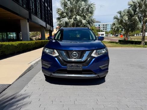 Used 2019 Nissan Rogue SV AWD/4WD image 8