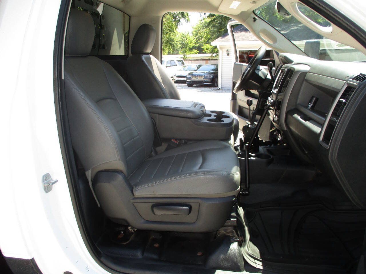 Used 2015 RAM 5500 Tradesman w/ Power Accessory Group AWD/4WD image 34