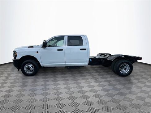Used 2023 RAM 3500 Tradesman w/ Max Tow Package image 4