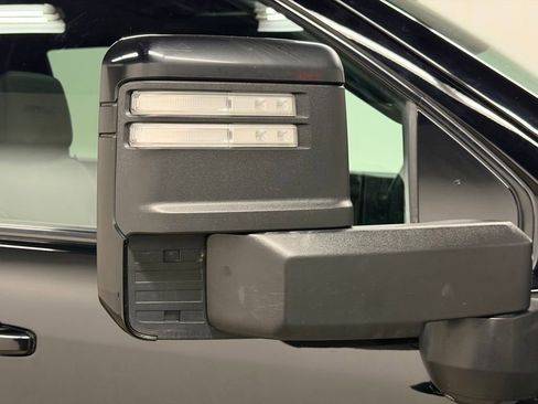 Certified 2022 GMC Sierra 2500 AT4 w/ AT4 Premium Plus Package image 15