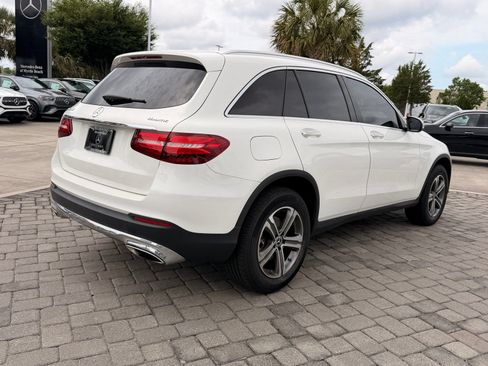 Used 2019 Mercedes-Benz GLC 300 4MATIC image 8