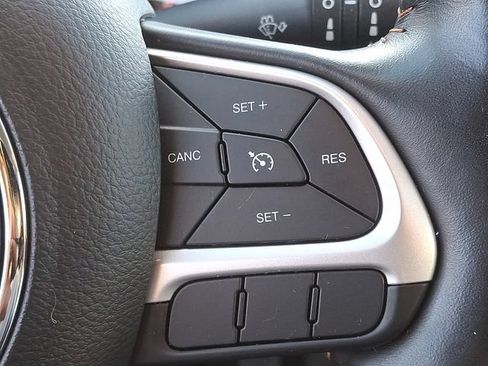 Used 2020 Jeep Compass Limited AWD/4WD image 19