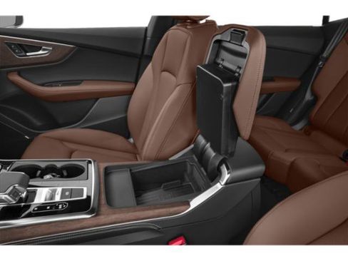 Used 2025 Audi Q8 Premium Plus AWD/4WD image 14