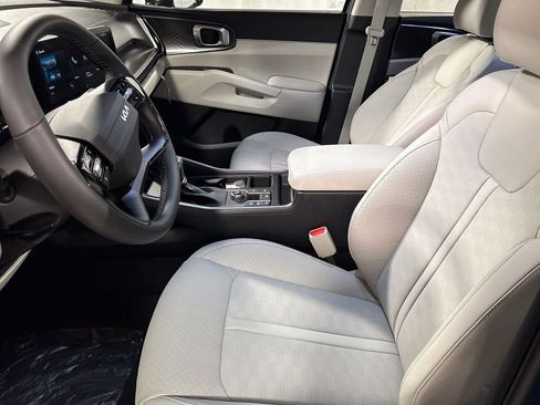 New 2026 Kia Sorento S w/ S Panoramic Sunroof Package FWD image 3