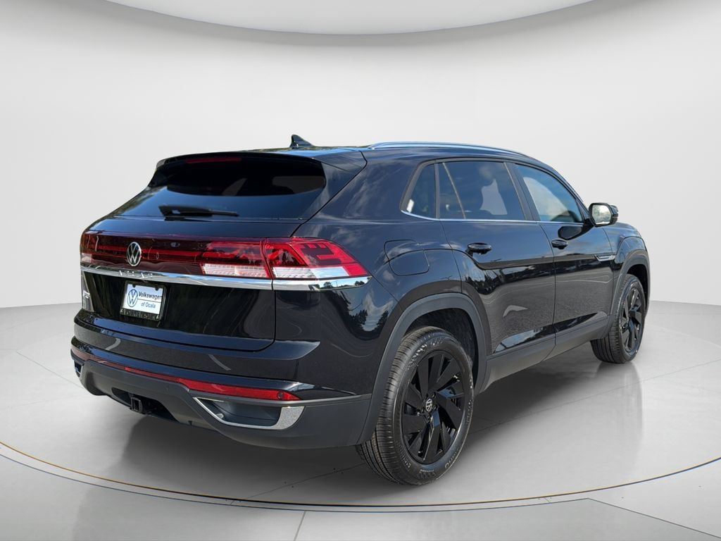 New 2026 Volkswagen Atlas Cross Sport SE FWD image 5