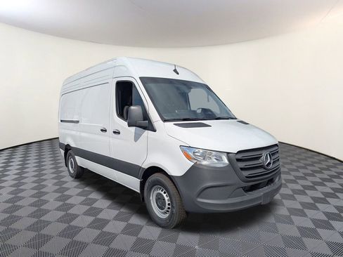 New 2025 Mercedes-Benz Sprinter 2500 image 1