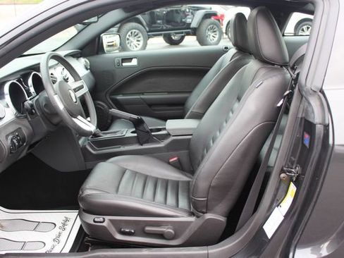Used 2009 Ford Mustang GT Premium image 23