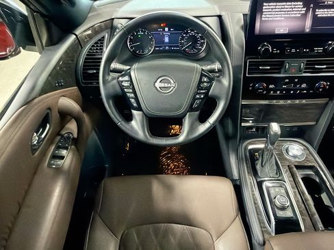 Used 2024 Nissan Armada Platinum w/ Captain's Chairs Package AWD/4WD image 17